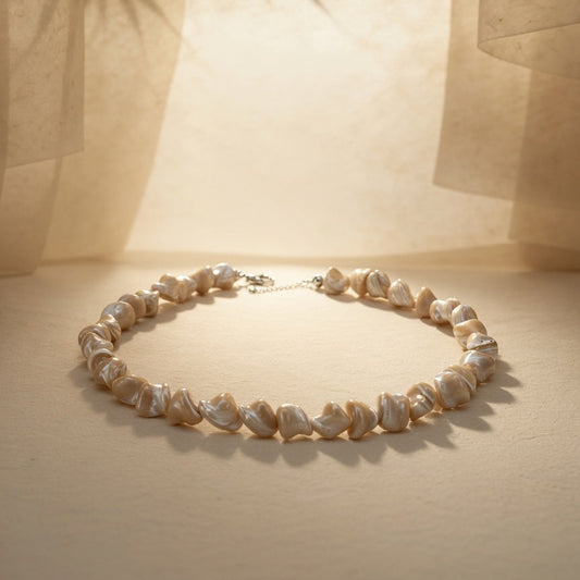 Naore Choker
