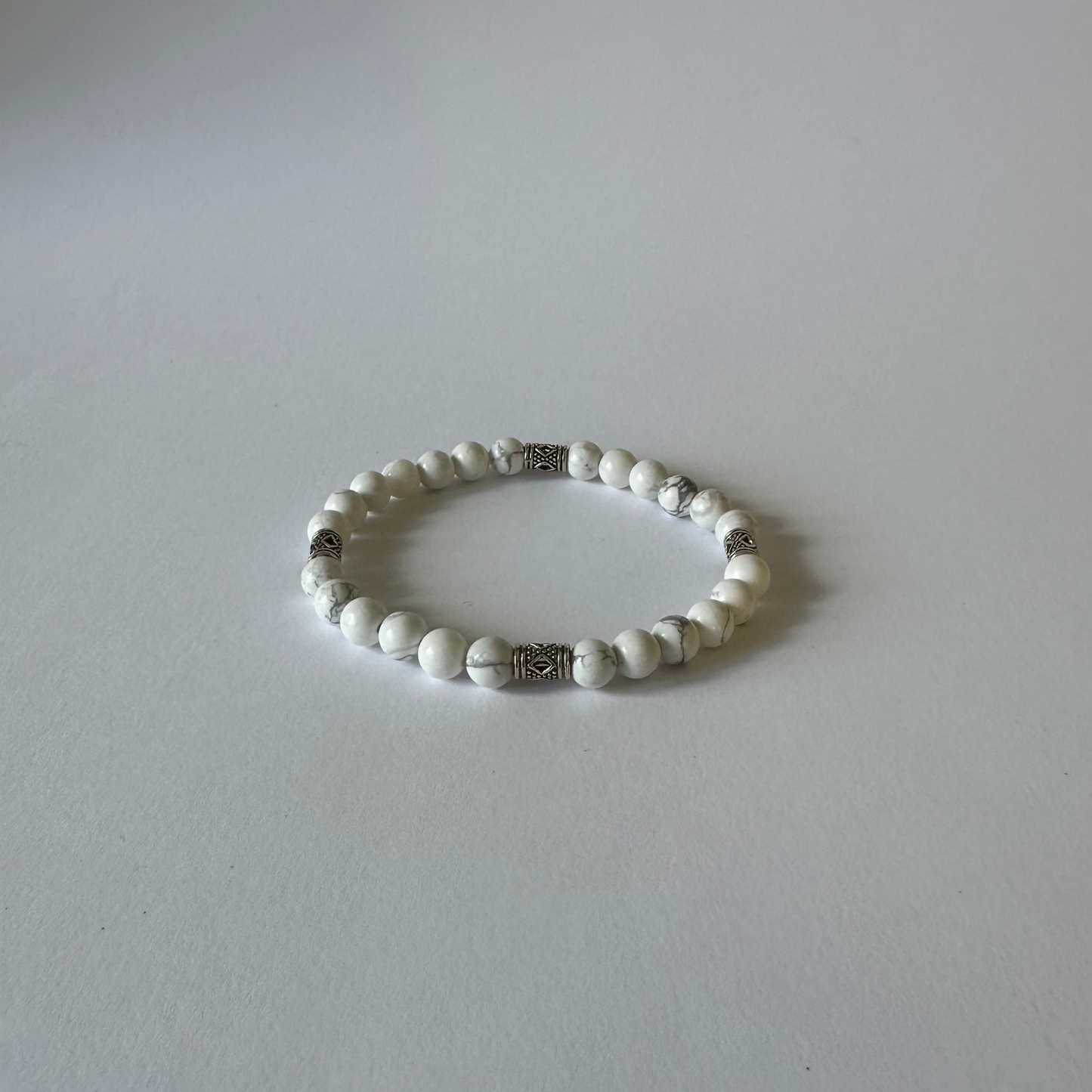 Howlite - Patience and Self-control