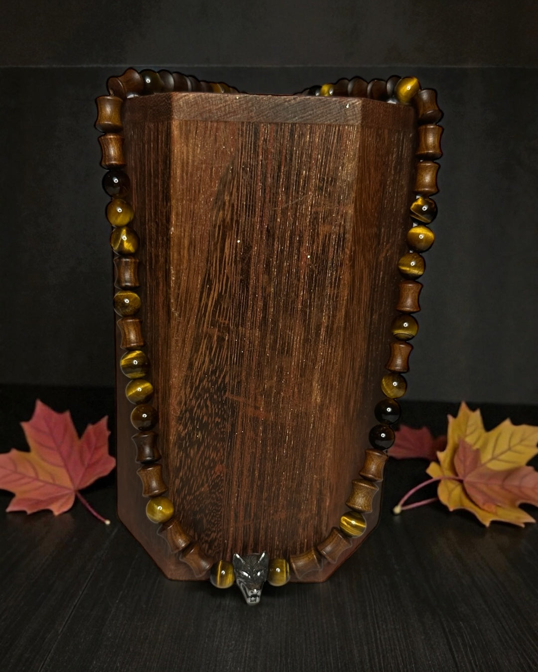 Anuk Kael Necklace (Loyalty)